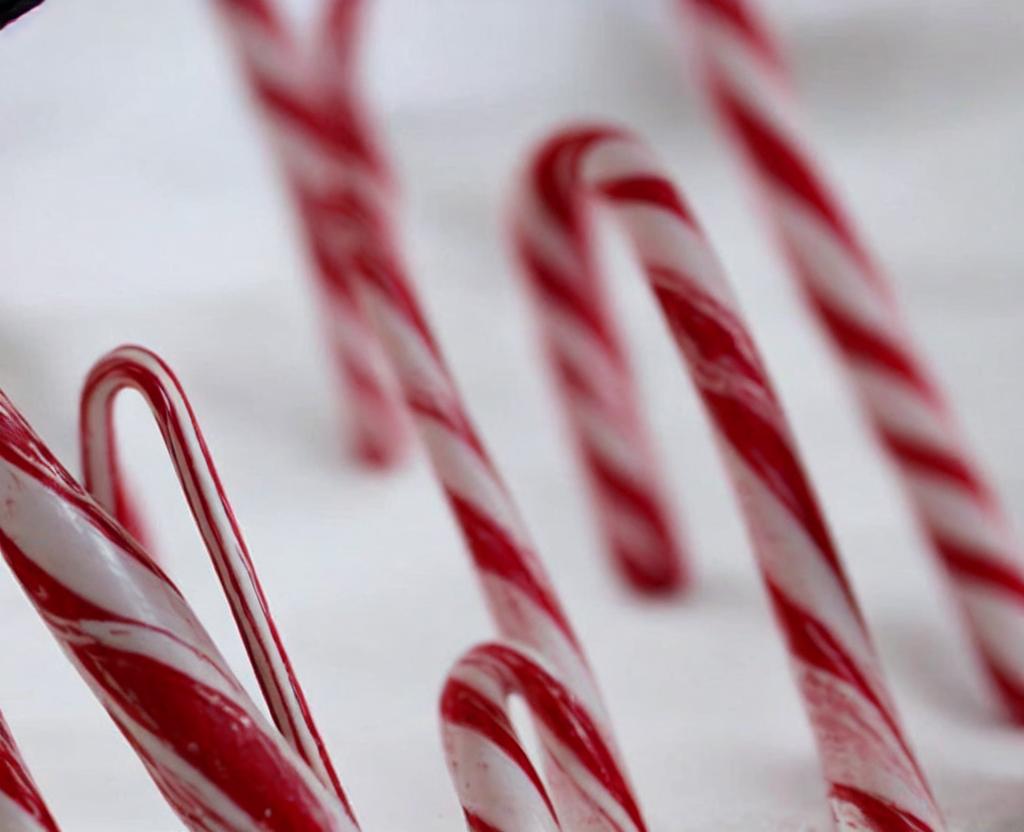 NATIONAL CANDY CANE DAY – December 26