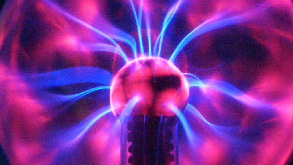 NATIONAL STATIC ELECTRICITY DAY – January 9